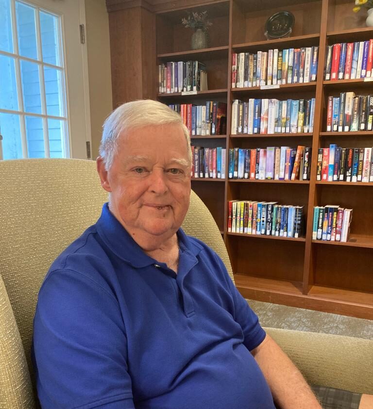 Resident John Medailleu